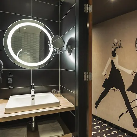 Ibis Styles Centre Hotel 3*