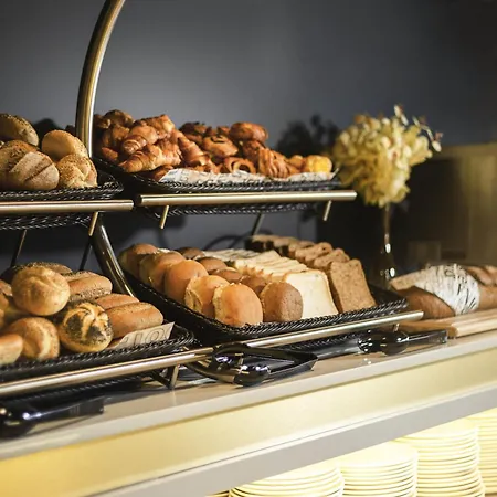 Ibis Styles Centre Hotel 3*